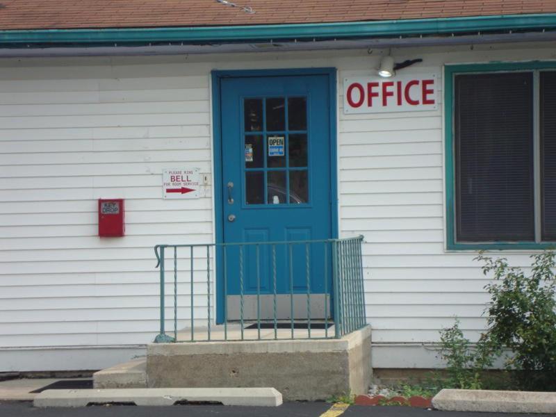 Budgeteer Motor Inn Angola Exterior photo